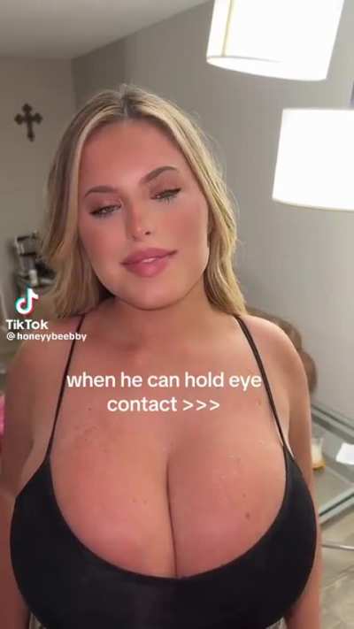 @honeyybeebby