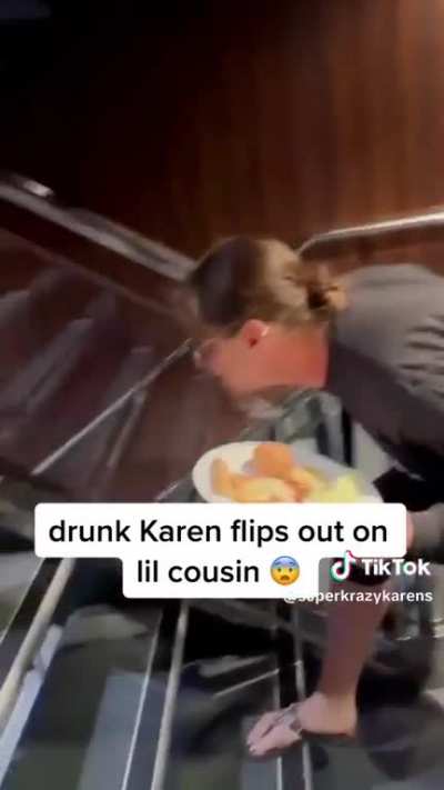Karen flips out on a cruise