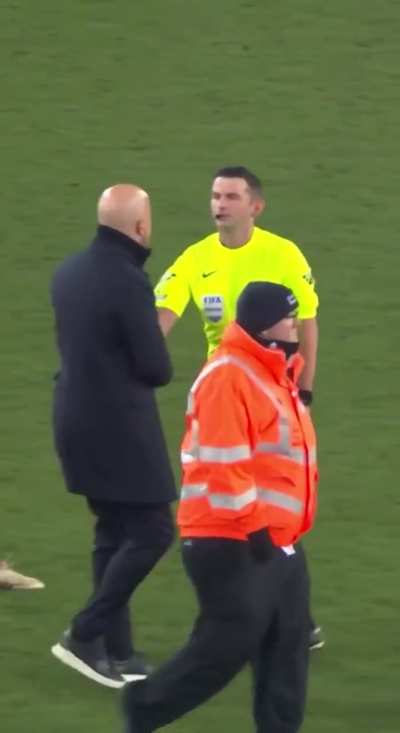 Alternate angle of Slot’s red card tonight