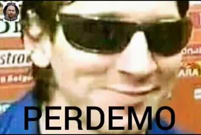 meu amigo descobre que eu vi que ele tinha tik tok no celular dele: