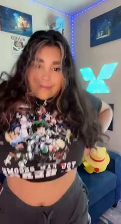 Would you let a Venezuelan girl ride you? Be honest