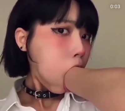 Deep throaty