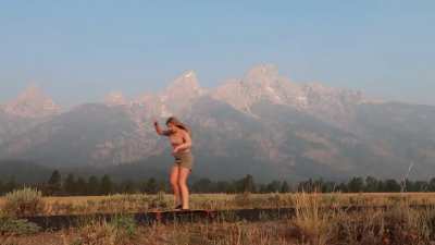 Some footage from my solo roadtrip out West. (Glacier, Mount Rainier, Olympic and Grand Teton NP's in this video)