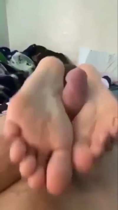 idk if this is already in here but enjoy the full video from the top post