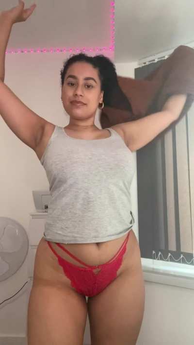 Deleted because someone on this subreddit said I am ugly, reuploading because I love myself😊