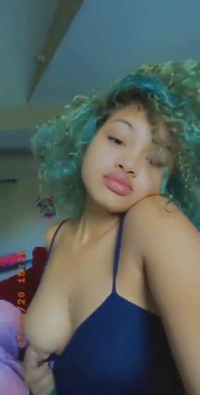 😘