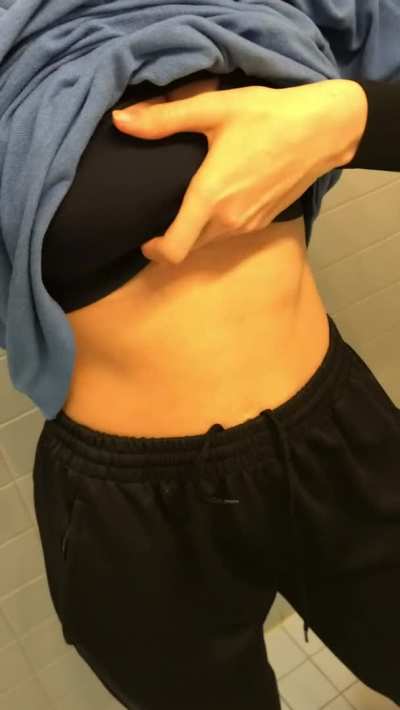 Got horny while work… I think my co worker saw me flashing my big 19y/o tits 🥺 [OC]