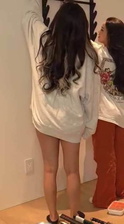 Miyoung's legs 😋