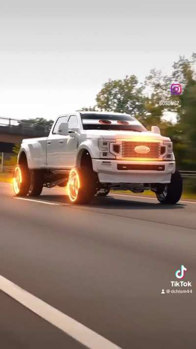 Look fast with those lights