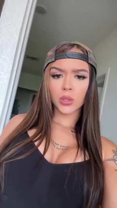 Cora Jade