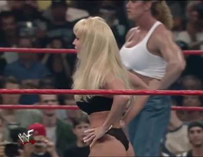 Debra's Sexy Rear End 13