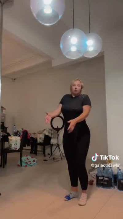 👏
