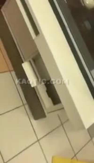 Anti-masker in Texas destroys a store & refuses to leave until she's dragged out