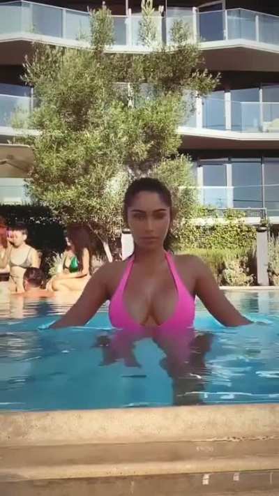 Amazingly Wet Rack