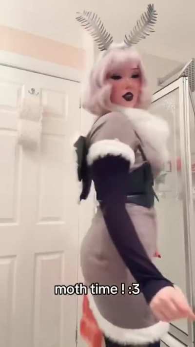Moth thot
