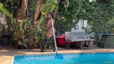 swimming pool💦💦