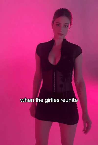 Lili reinhart