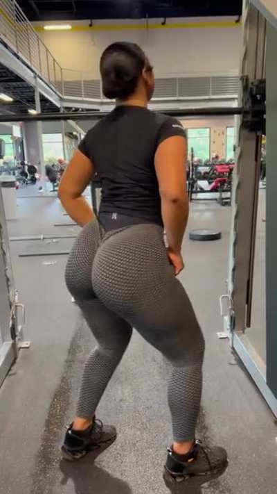 WOW