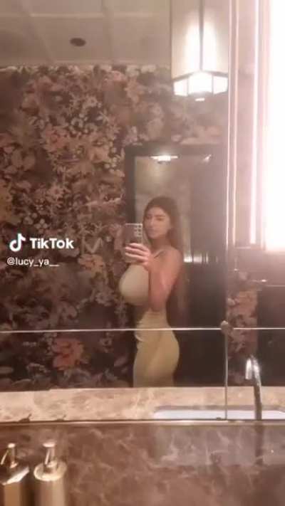lucy_ya__
