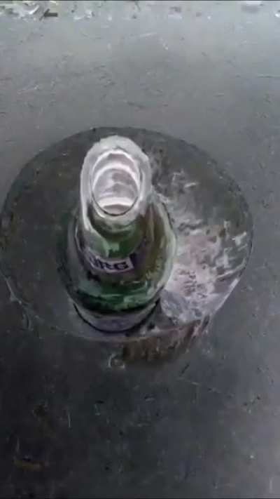 What is this video effect called/how do I make this?