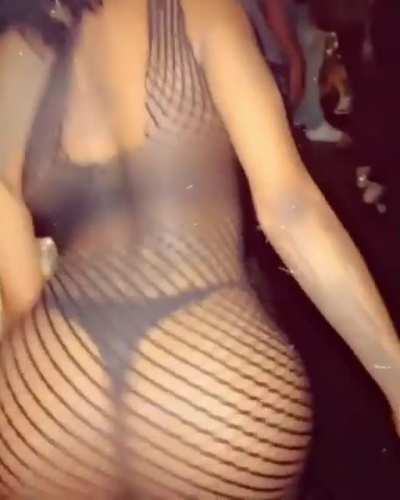🤤