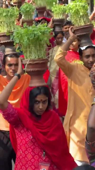 On the auspicious day of Thaipusam, devotees embark on the Mulapari Pada Yatra, a vibrant 13 km procession to Linga Bhairavi Coimbatore.