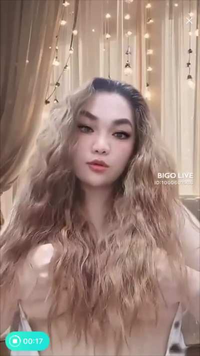 Subtle DB lady
