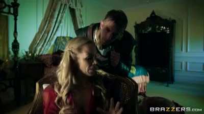 Queen of thrones 1