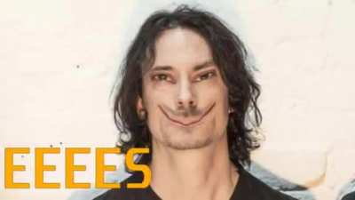 I WANT PRINGLES