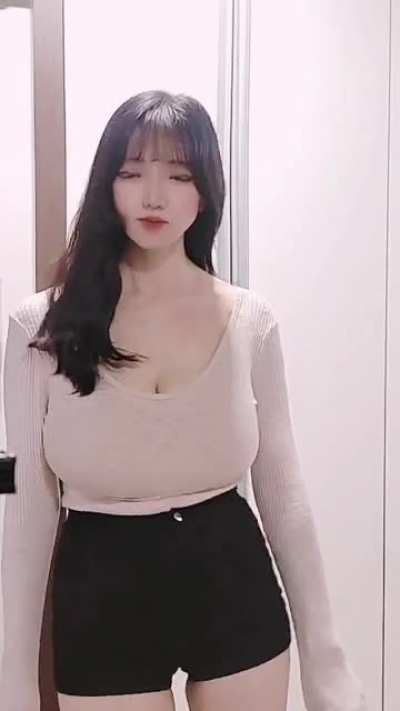 Damn this korean milkers - - > @felicity0979