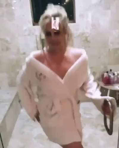 damn britney!