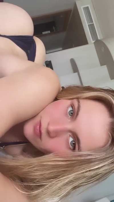 Ass Queen