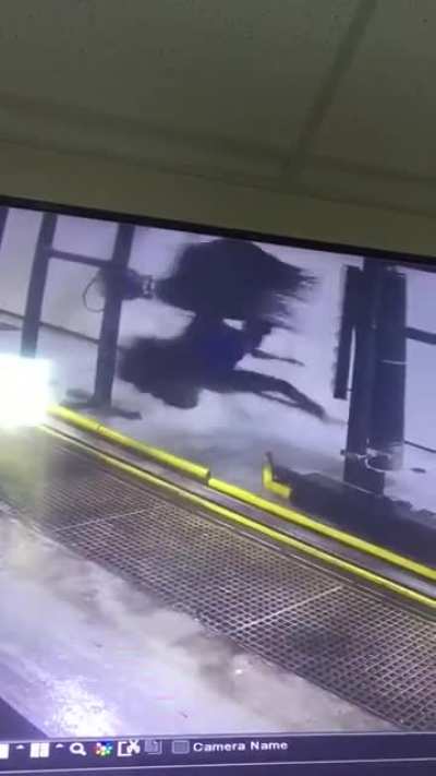 to wash the carwash
