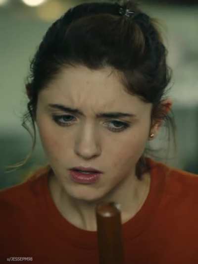 Is there anyone along with me to show Natalia Dyer how real manly wood would feel like