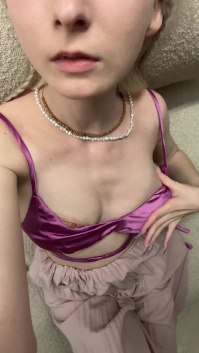 These curves are made for your eyes only, darling OC