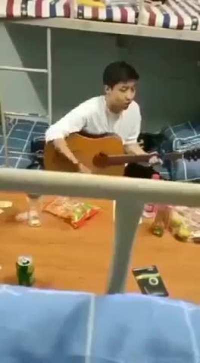 Guitar 