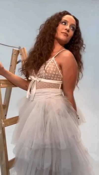 Larissa Manoela