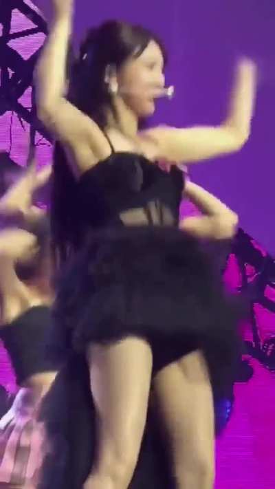 Nayeon 🖤😍