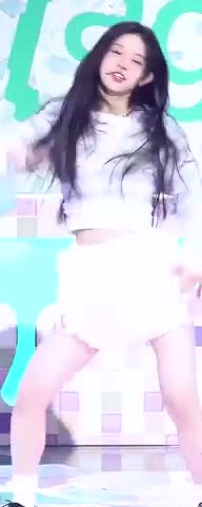 ILLIT - Minju