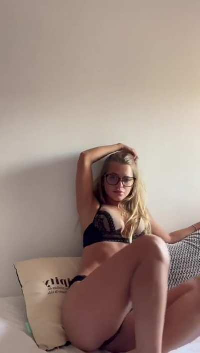 think you can handle this cutie