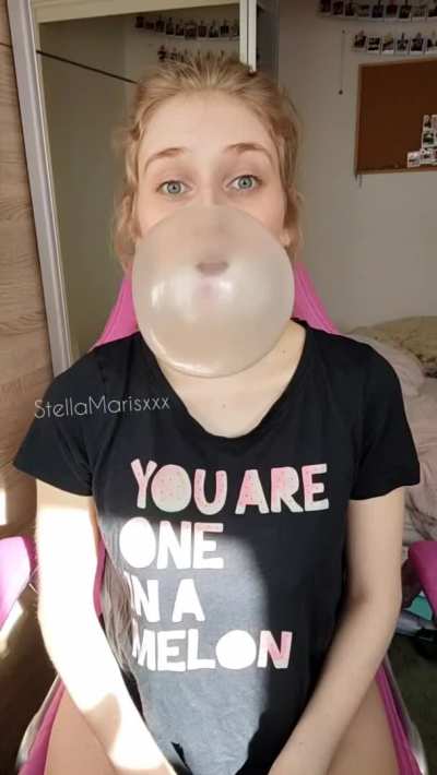 new gum out now, flavour: magic