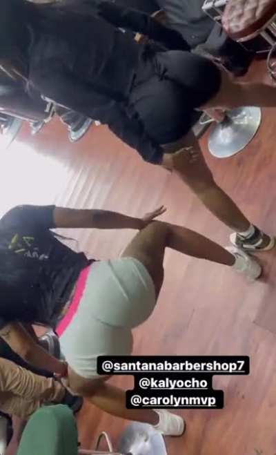 twerking 🍑