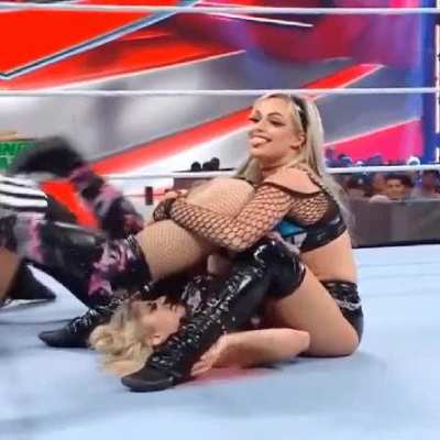 Alexa Bliss & Liv Morgan