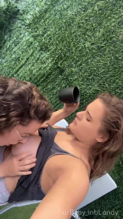 Hot [r/br<wbr>easts<wbr>uckin<wbr>g]