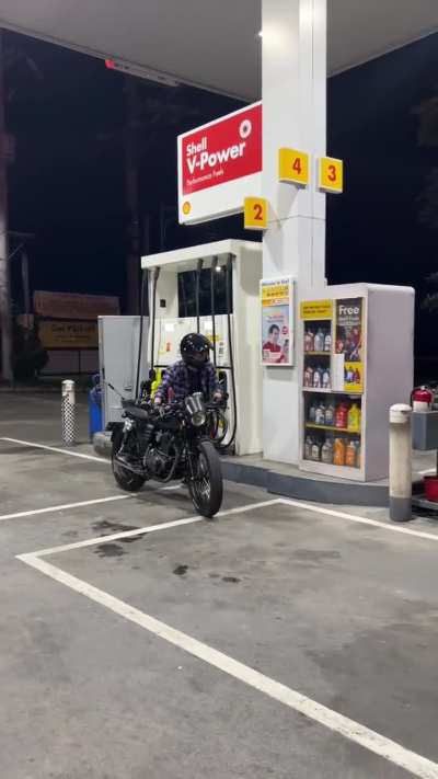 Gas up! ⛽