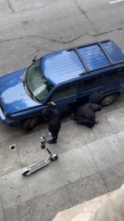 Drug dealing in the open in SF