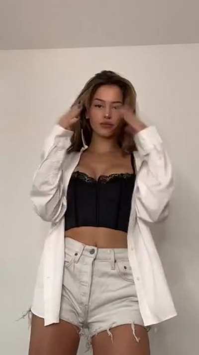Leaelui latest TikTok