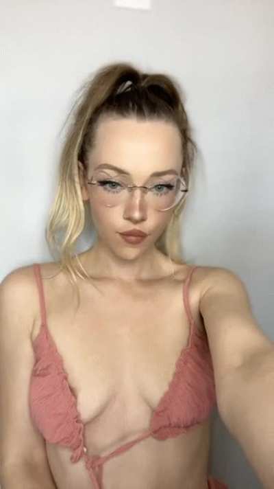 hi 👋🏼🥰🤭[<wbr>f]