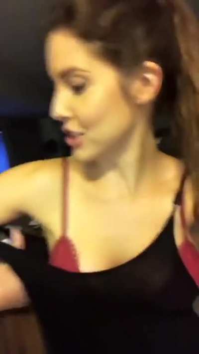 Amanda Cerny has trouble keeping her shirt on
