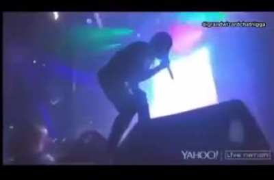 When Autotune Failed Travis Scott In Mid Live Show.